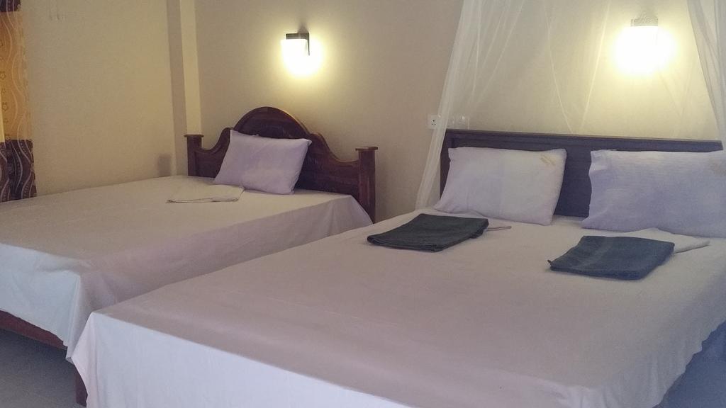 Sigiri Lion Lodge Sigiriya Bagian luar foto