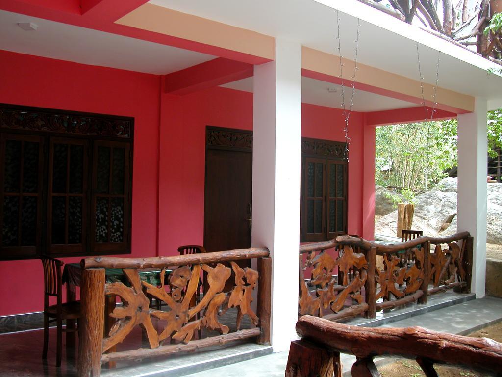 Sigiri Lion Lodge Sigiriya Bagian luar foto
