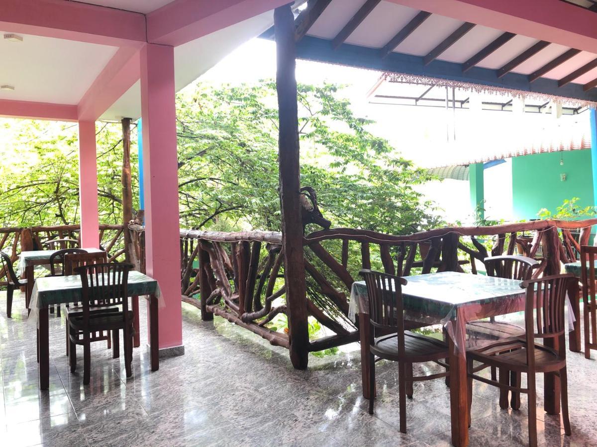 Sigiri Lion Lodge Sigiriya Bagian luar foto